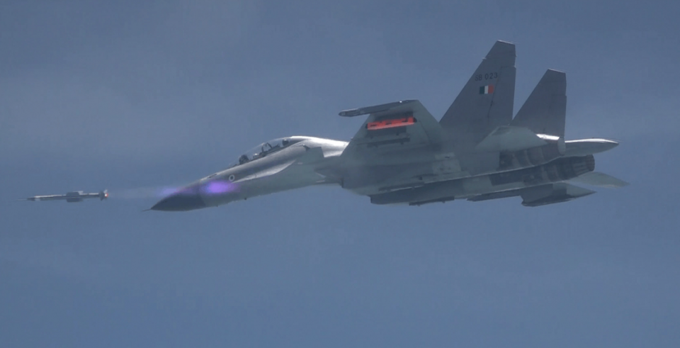 ASTRA successfully flight tested from Su-30 MKI